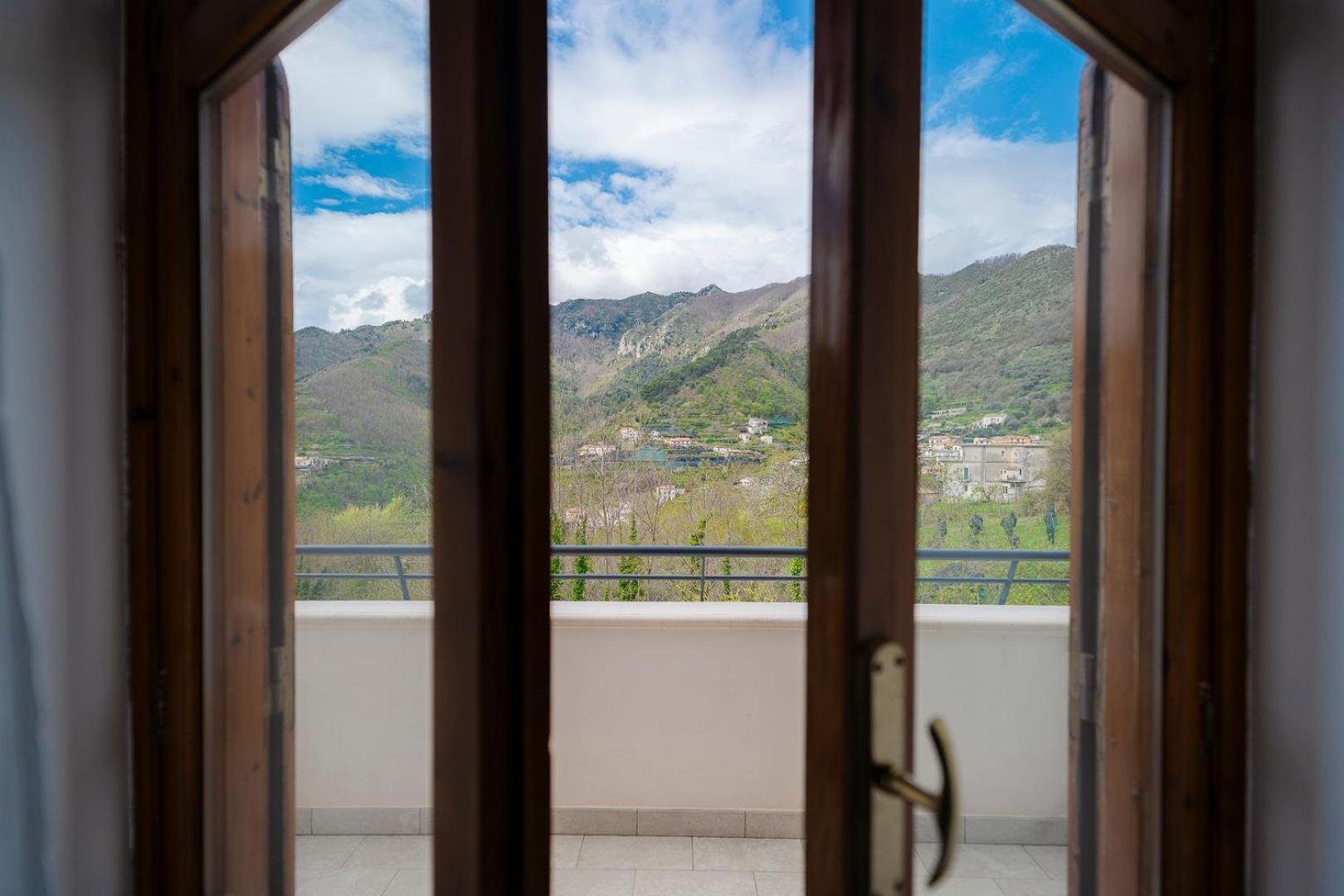 Tra I Monti Panzió Tramonti Kültér fotó